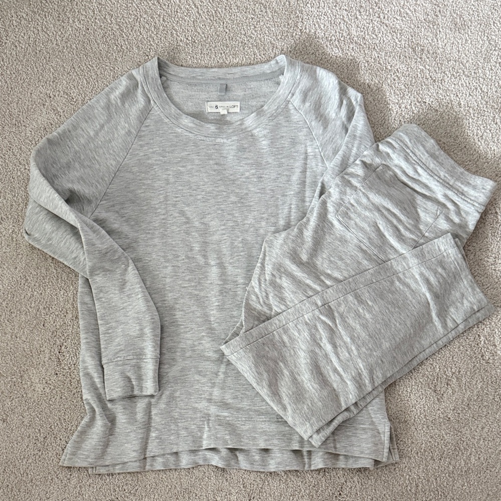 Like New! Loft Lou & Grey Signaturesoft Sweat Set!